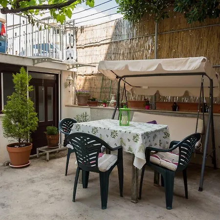 Sun Odyssey Zenta Apartment *